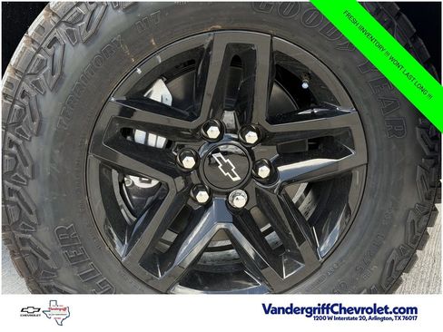 New 2026 Chevrolet Silverado 1500 Custom Trail Boss AWD/4WD image 10