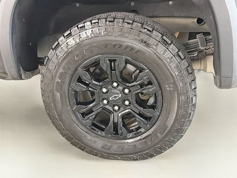 Used 2023 Chevrolet Silverado 1500 ZR2 w/ Technology Package AWD/4WD image 34