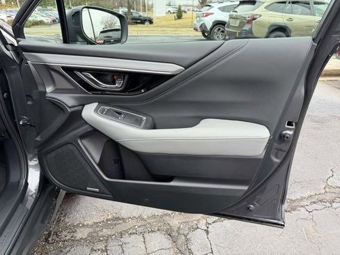 Used 2025 Subaru Outback Limited image 10