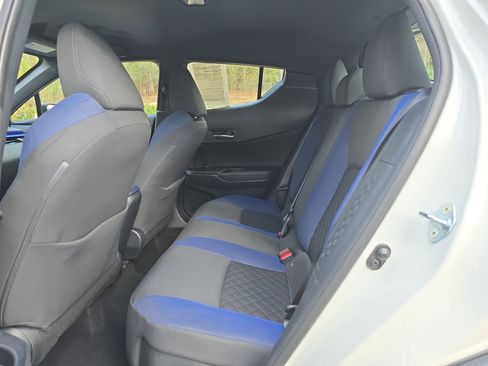 Used 2020 Toyota C-HR XLE image 13