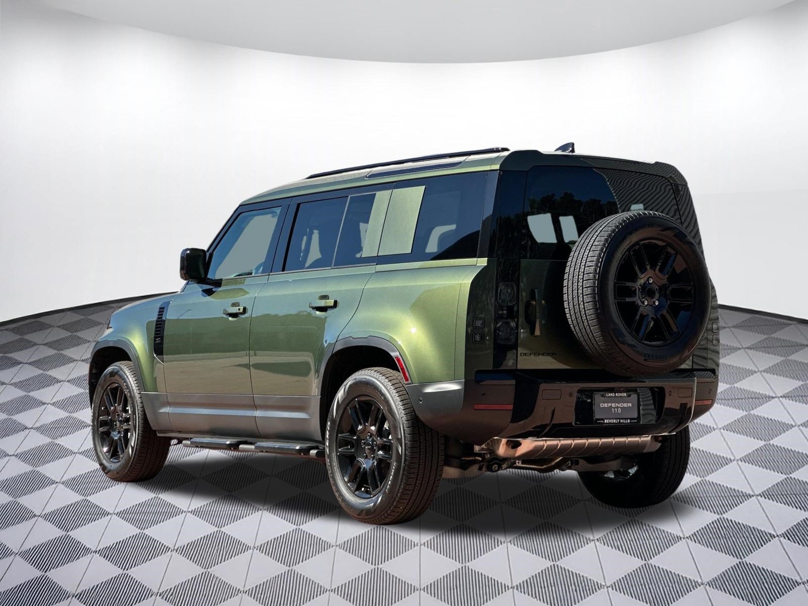 New 2026 Land Rover Defender 110 S AWD/4WD image 3