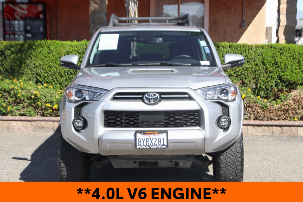 Used 2022 Toyota 4Runner TRD Off-Road Premium w/ Moonroof Package AWD/4WD image 3