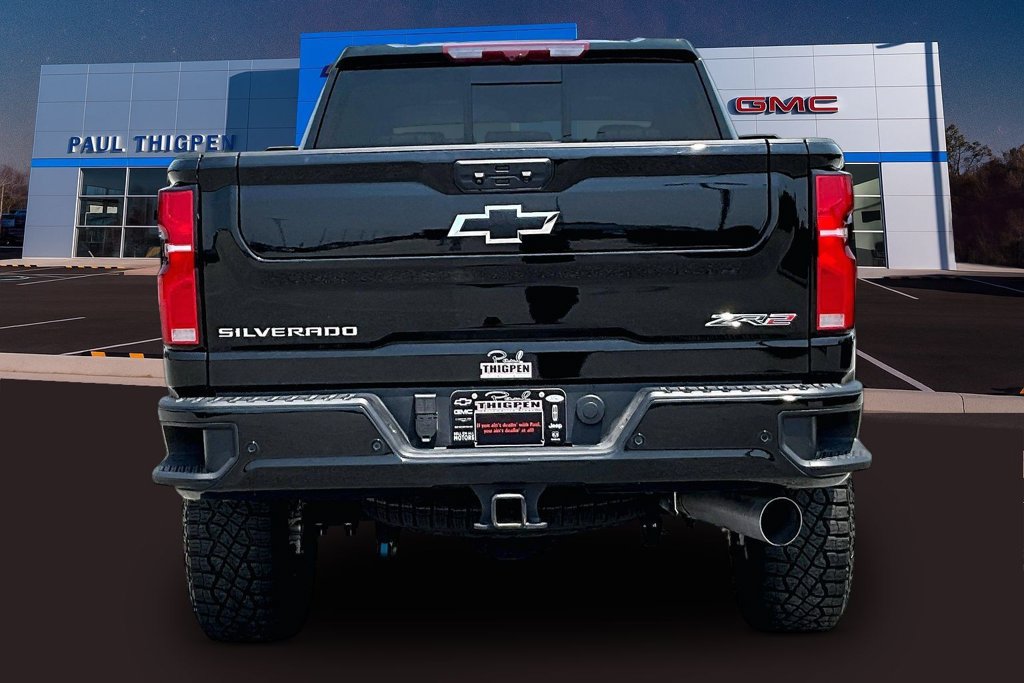 Used 2026 Chevrolet Silverado 2500 ZR2 AWD/4WD image 6