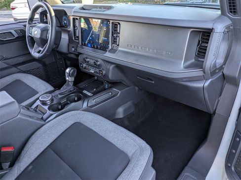 Used 2025 Ford Bronco Big Bend image 29