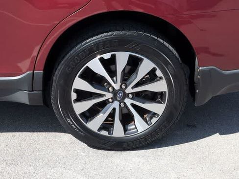 Used 2015 Subaru Outback 2.5i Limited AWD/4WD image 14