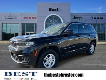 Certified 2023 Jeep Grand Cherokee Laredo w/ Luxury Tech Group I