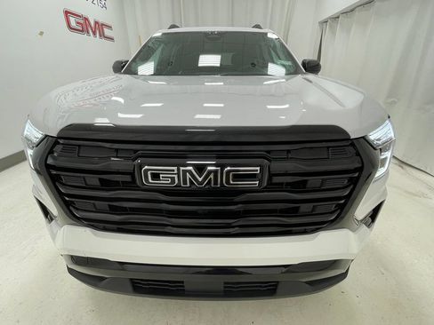 New 2026 GMC Terrain Elevation w/ Elevation Premium Package AWD/4WD image 3