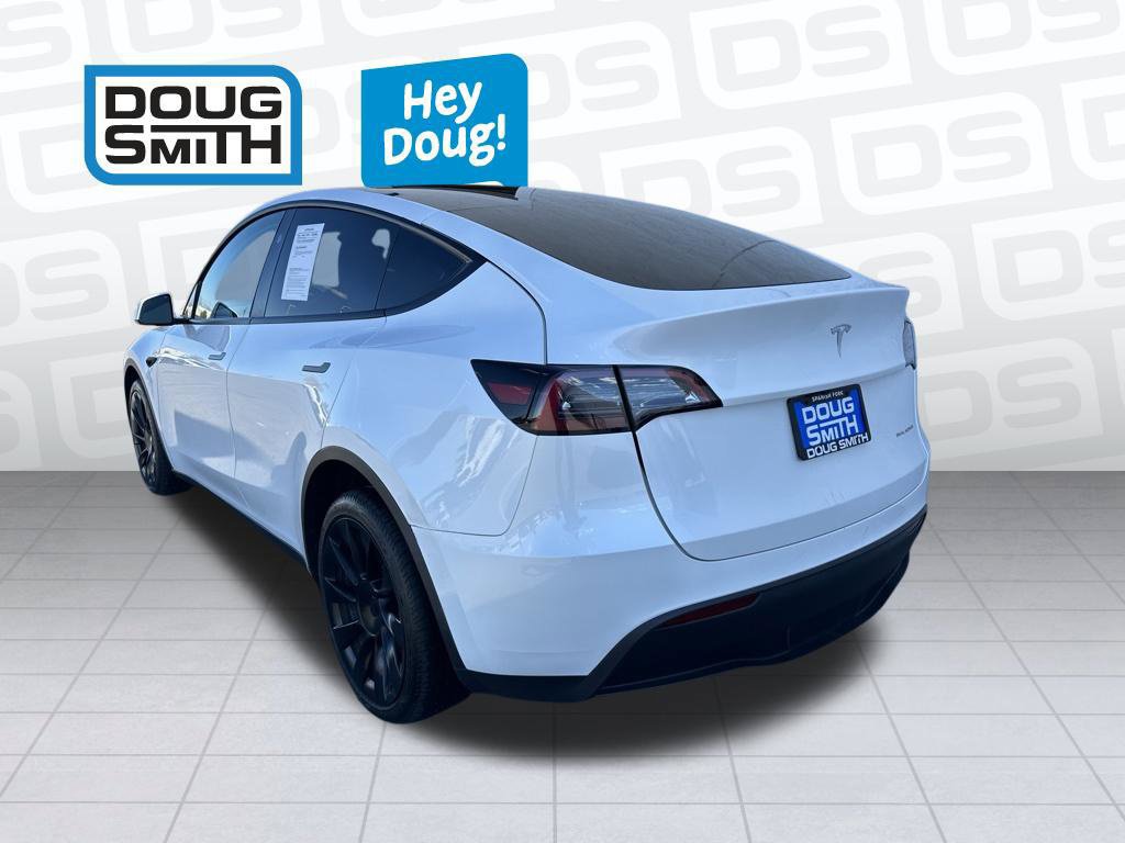 Used 2025 Tesla Model Y Long Range AWD/4WD image 4
