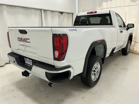 New 2025 GMC Sierra 2500 Pro w/ Convenience Package AWD/4WD image 4