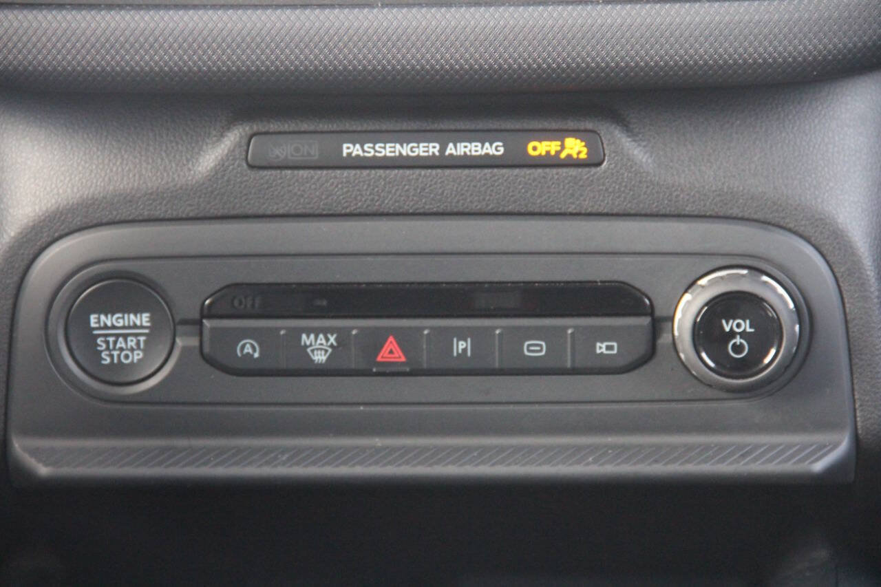 Certified 2025 Ford Bronco Sport Badlands AWD/4WD image 19