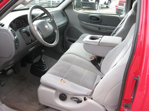 Used 2003 Ford F150 XLT image 14