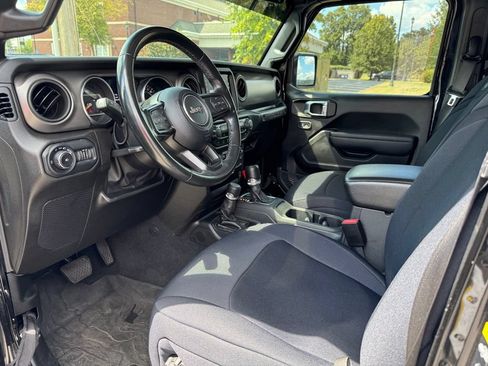 Used 2022 Jeep Wrangler Unlimited Sport AWD/4WD image 12