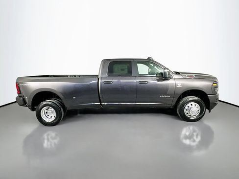 New 2026 RAM 3500 Big Horn AWD/4WD image 8
