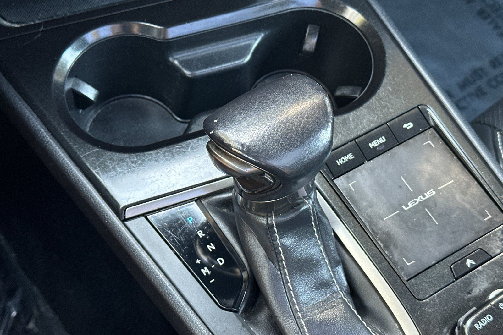 Used 2019 Lexus UX 200 w/ Premium Package FWD image 23