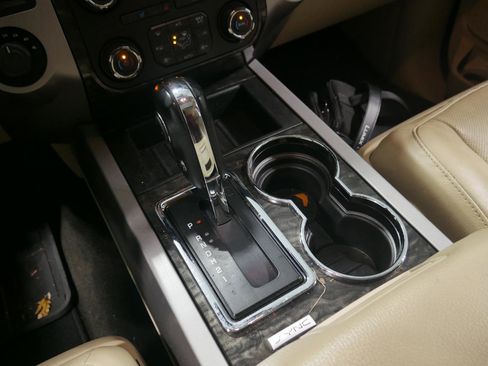 Used 2017 Ford Expedition Limited w/ Equipment Group 301A image 25