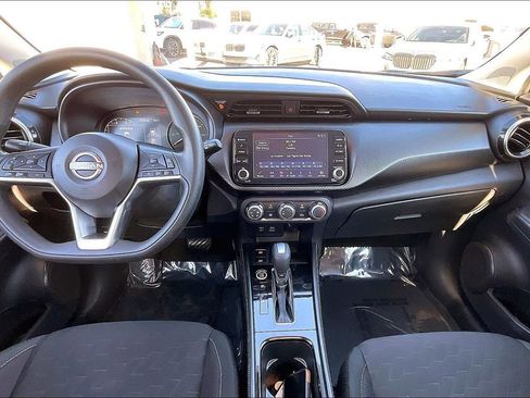 Used 2024 Nissan Kicks SV image 27