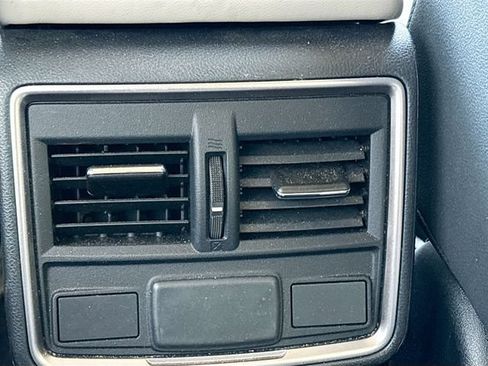 Certified 2024 Subaru Forester Premium AWD/4WD image 28