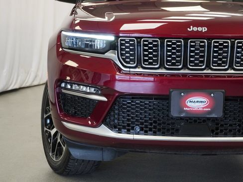 Certified 2025 Jeep Grand Cherokee Summit AWD/4WD image 6