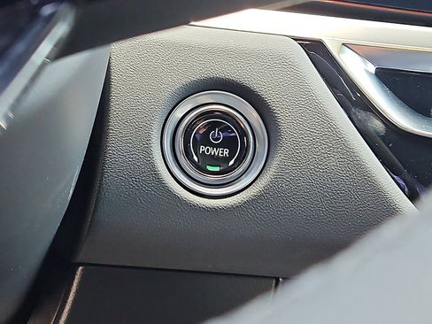 New 2025 Cadillac Lyriq Sport w/ LPO, Floor Liner Package image 21