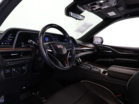 Used 2022 Cadillac Escalade ESV Premium Luxury w/ Performance Package AWD/4WD image 18