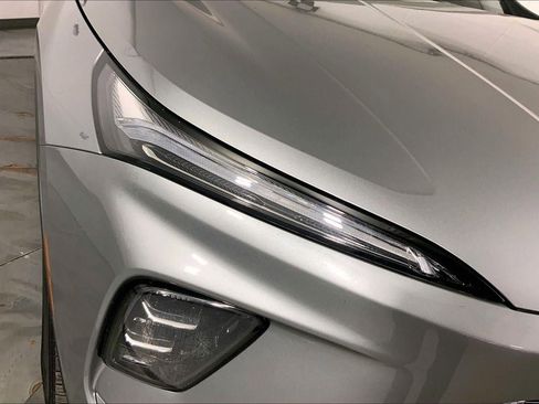 Used 2025 Buick Enclave Preferred image 27