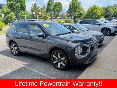 Used 2025 Mitsubishi Outlander SE