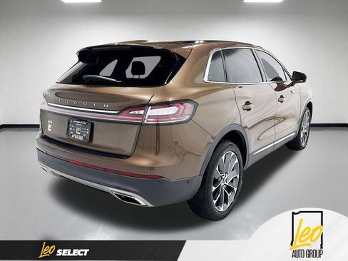 Used 2022 Lincoln Nautilus Reserve w/ Equipment Group 201A AWD/4WD image 7