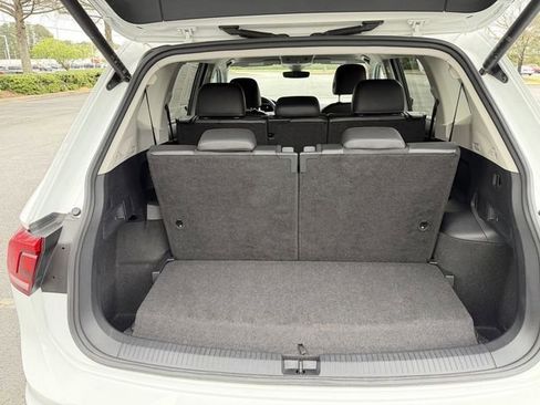 Used 2024 Volkswagen Tiguan Wolfsburg Edition image 49