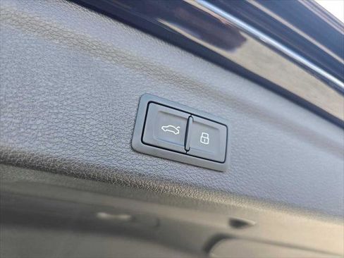 New 2025 Audi Q3 2.0T Premium image 19