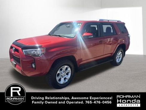 Used 2018 Toyota 4Runner SR5 Premium AWD/4WD image 3