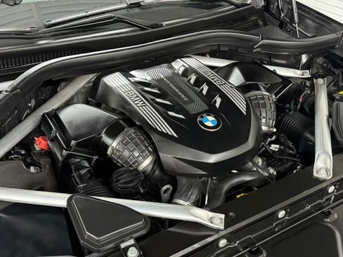 Used 2021 BMW X7 M50i w/ Luxury Seating Package AWD/4WD image 45