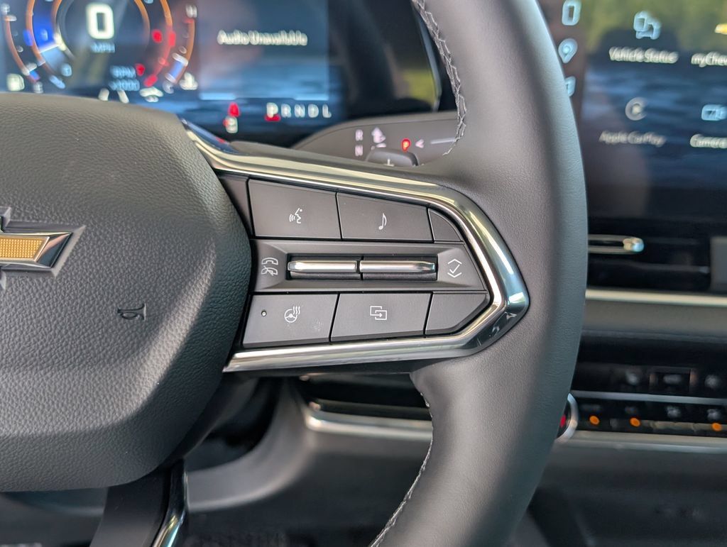 New 2027 Chevrolet Equinox LT w/ Convenience Package II FWD image 17