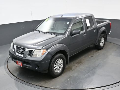 Used 2015 Nissan Frontier SV w/ SV Value Truck Package image 30