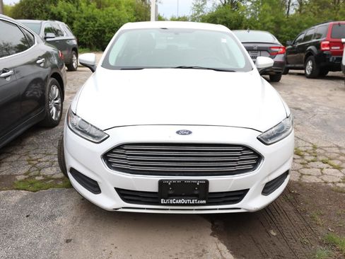 Used 2016 Ford Fusion S FWD image 3