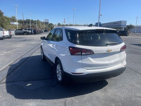 Used 2023 Chevrolet Equinox LS w/ Driver Confidence II Package image 7