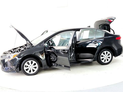 Certified 2024 Toyota Corolla LE image 10