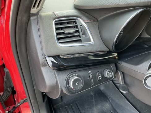 Used 2014 Chevrolet SS RWD image 11