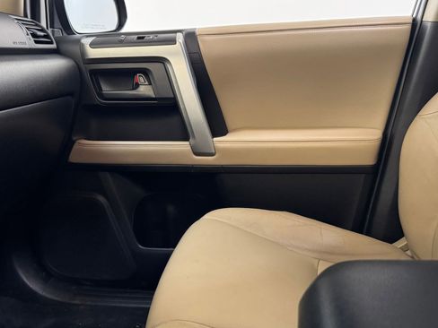 Used 2013 Toyota 4Runner Limited image 37