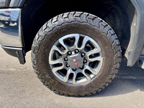 Used 2021 GMC Sierra 2500 SLE w/ SLE Value Package; AWD/4WD image 36