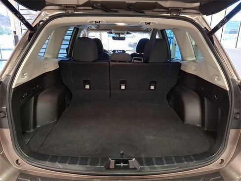 Certified 2024 Subaru Forester Premium image 27
