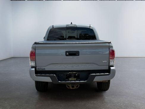 Used 2021 Toyota Tacoma TRD Pro AWD/4WD image 4