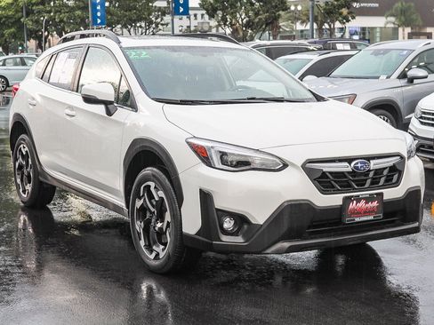 Used 2022 Subaru Crosstrek 2.5i Limited w/ Moonroof Package 2 image 3