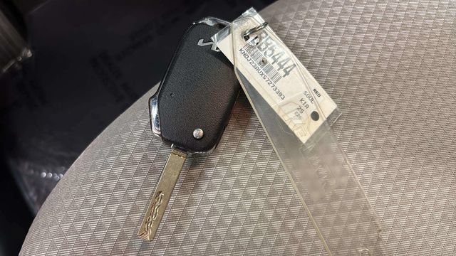 Used 2025 Kia Soul LX FWD image 17
