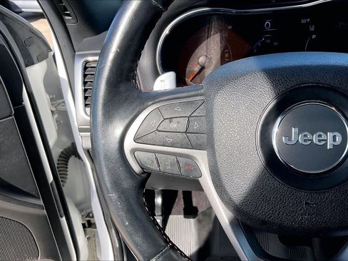 Used 2017 Jeep Grand Cherokee Trailhawk w/ Trailhawk Luxury Group image 23