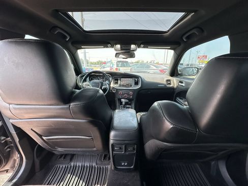 Used 2015 Dodge Charger R/T w/ Plus Group RWD image 15