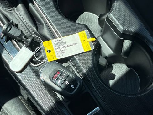 Used 2024 Honda Civic Sport image 18