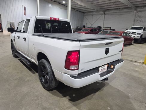 Used 2019 RAM 1500 Express w/ Express Value Package AWD/4WD image 10