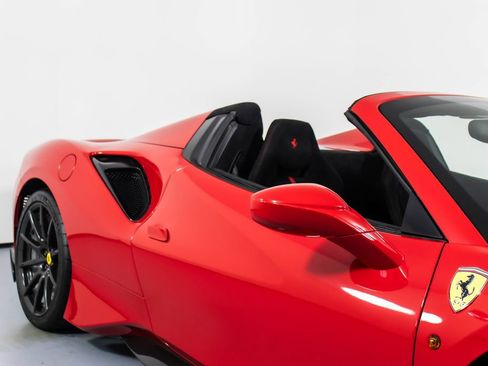 Certified 2020 Ferrari 488 Pista Spider image 16