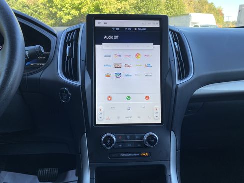 Used 2024 Ford Edge SEL image 24