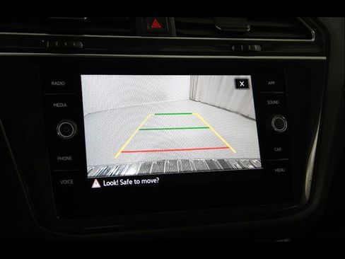 Used 2023 Volkswagen Tiguan SE FWD image 15